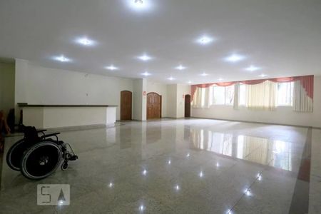 Apartamento à venda com 147m², 4 quartos e 2 vagas Apartamento à venda com 147m², 4 quartos e 2 vagasÁrea comum - Salão de festas