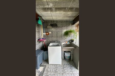 Casa à venda com 119m², 3 quartos e 2 vagas Casa à venda com 119m², 3 quartos e 2 vagasÁrea de Serviço