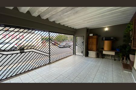 Casa à venda com 119m², 3 quartos e 2 vagas Casa à venda com 119m², 3 quartos e 2 vagasGaragem