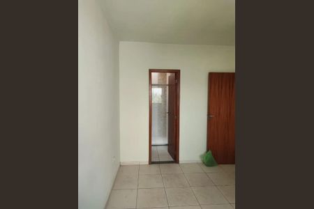 Casa à venda com 130m², 4 quartos e 4 vagas