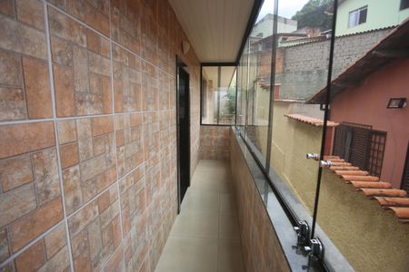 Casa para alugar com 384m², 5 quartos e 5 vagasVaranda