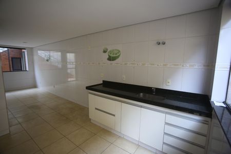 Casa para alugar com 384m², 5 quartos e 5 vagasÁrea Gourmet