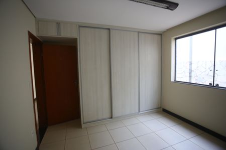 Casa para alugar com 384m², 5 quartos e 5 vagasQuarto 1