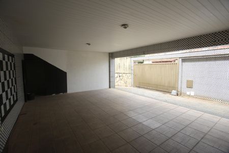 Casa para alugar com 384m², 5 quartos e 5 vagasGaragem