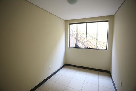 Casa para alugar com 384m², 5 quartos e 5 vagasQuarto 2