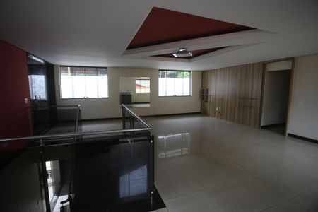 Casa para alugar com 384m², 5 quartos e 5 vagasEspaço Gourmet