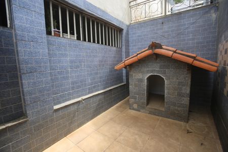 Casa para alugar com 384m², 5 quartos e 5 vagasQuintal