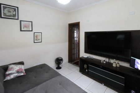 Casa à venda com 196m², 4 quartos e 4 vagas Casa à venda com 196m², 4 quartos e 4 vagasQuarto 4