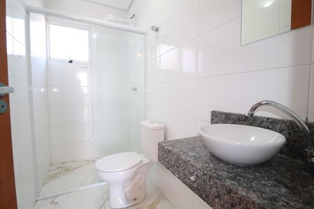 Apartamento à venda com 90m², 2 quartos e 2 vagasBanheiro da Suíte