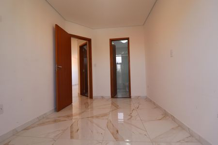 Apartamento à venda com 90m², 2 quartos e 2 vagasSuíte
