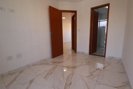 Apartamento à venda com 90m², 2 quartos e 2 vagasSuíte