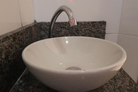 Apartamento à venda com 90m², 2 quartos e 2 vagasBanheiro 