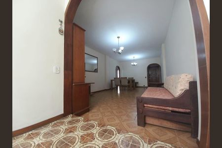 Apartamento à venda com 135m², 3 quartos e sem vaga Apartamento à venda com 135m², 3 quartos e sem vagaFoto 06
