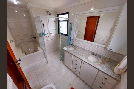 Apartamento à venda com 150m², 4 quartos e 3 vagas Apartamento à venda com 150m², 4 quartos e 3 vagasFoto 15