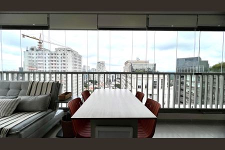 Apartamento à venda com 44m², 1 quarto e sem vaga Apartamento à venda com 44m², 1 quarto e sem vagaSala de Jantar