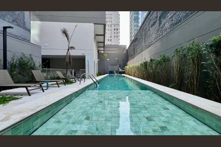 Apartamento à venda com 44m², 1 quarto e sem vaga Apartamento à venda com 44m², 1 quarto e sem vagaPiscina