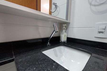 Apartamento à venda com 47m², 2 quartos e 1 vagaBanheiro