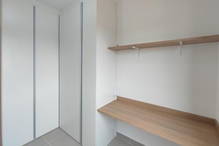 Apartamento à venda com 47m², 2 quartos e 1 vagaQuarto 2