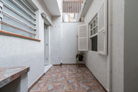 Casa à venda com 112m², 2 quartos e 1 vaga Casa à venda com 112m², 2 quartos e 1 vagaQuintal