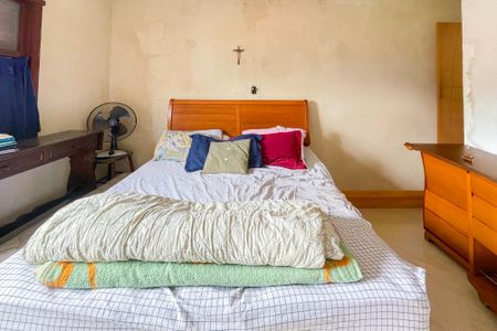 Casa à venda com 182m², 5 quartos e 4 vagas Casa à venda com 182m², 5 quartos e 4 vagasQuarto 2
