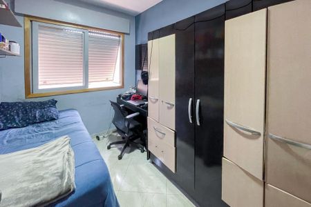 Casa à venda com 182m², 5 quartos e 4 vagas Casa à venda com 182m², 5 quartos e 4 vagasQuarto 1