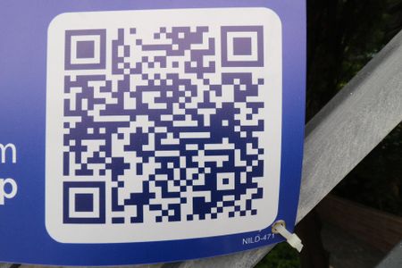 Apartamento à venda com 73m², 2 quartos e 2 vagasPlaquinha - QR Code