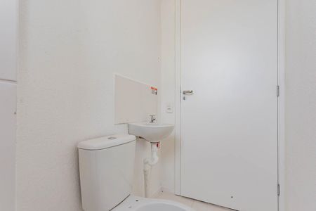 Casa de condomínio à venda com 44m², 2 quartos e sem vagaBanheiro