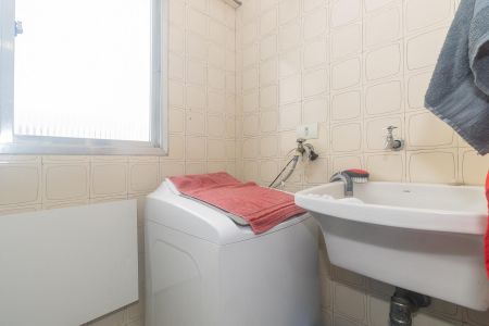 Apartamento à venda com 45m², 2 quartos e 1 vagaÁrea de Serviço