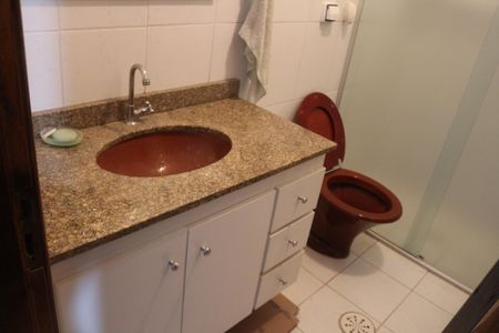 Casa à venda com 113m², 2 quartos e 3 vagasBanheiro 2