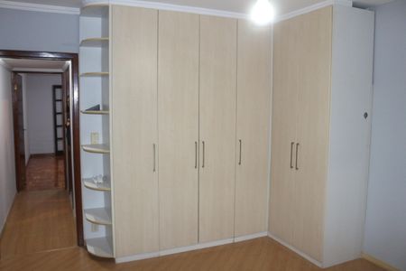 Casa à venda com 113m², 2 quartos e 3 vagasSuíte 1