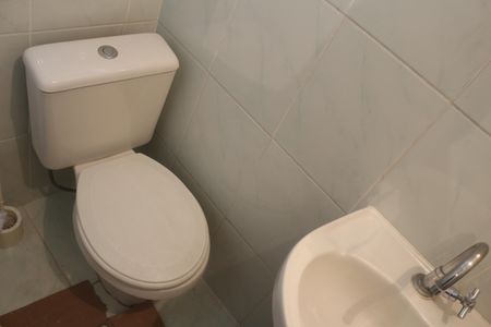 Casa à venda com 113m², 2 quartos e 3 vagasBanheiro 1