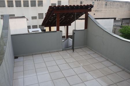 Casa à venda com 113m², 2 quartos e 3 vagasQuintal
