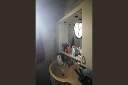 Casa à venda com 173m², 2 quartos e 3 vagasBanheiro Social