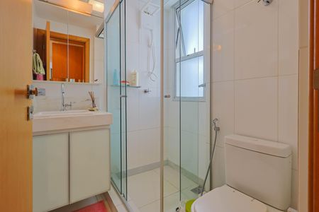 Apartamento à venda com 142m², 2 quartos e 3 vagas Apartamento à venda com 142m², 2 quartos e 3 vagasBanheiro