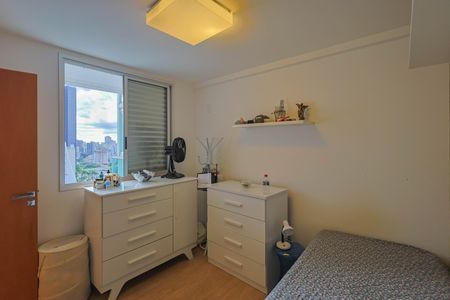 Apartamento à venda com 142m², 2 quartos e 3 vagas Apartamento à venda com 142m², 2 quartos e 3 vagasQuarto 1