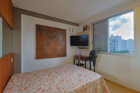 Apartamento à venda com 142m², 2 quartos e 3 vagas Apartamento à venda com 142m², 2 quartos e 3 vagasSuíte