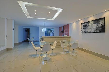 Apartamento à venda com 142m², 2 quartos e 3 vagas Apartamento à venda com 142m², 2 quartos e 3 vagasÁrea comum - Salão de festas