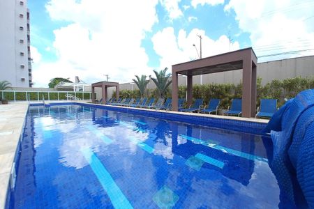 Apartamento à venda com 75m², 2 quartos e 2 vagasÁrea comum - Piscina