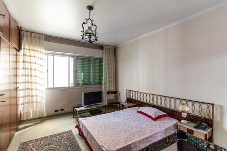 Apartamento à venda com 220m², 4 quartos e 1 vagaQuarto da Suíte