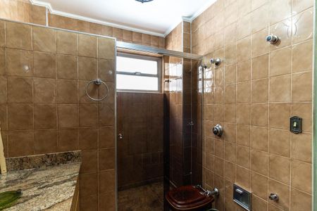 Apartamento à venda com 220m², 4 quartos e 1 vagaBanheiro da Suíte