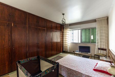 Apartamento à venda com 220m², 4 quartos e 1 vagaQuarto da Suíte