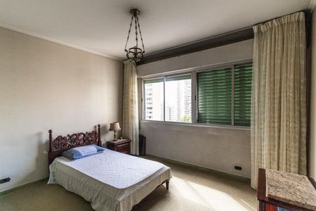 Apartamento à venda com 220m², 4 quartos e 1 vagaQuarto 2