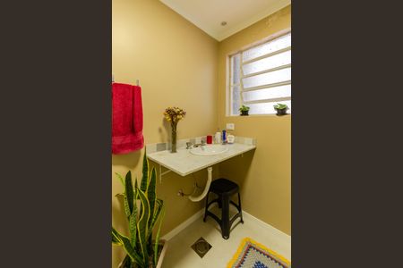 Apartamento à venda com 107m², 3 quartos e 1 vaga Apartamento à venda com 107m², 3 quartos e 1 vagaBanheiro Social