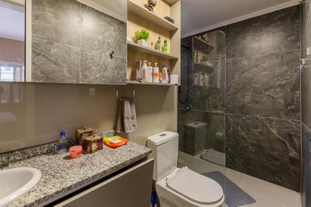 Apartamento à venda com 107m², 3 quartos e 1 vaga Apartamento à venda com 107m², 3 quartos e 1 vagaBanheiro da Suíte