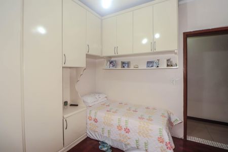 Casa à venda com 159m², 3 quartos e 2 vagasQuarto 1