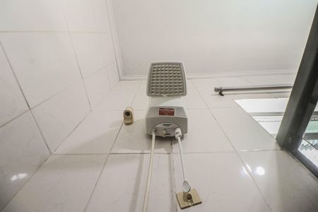 Casa à venda com 159m², 3 quartos e 2 vagasBanheiro 