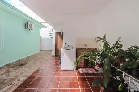 Casa à venda com 159m², 3 quartos e 2 vagasÁrea de Serviço