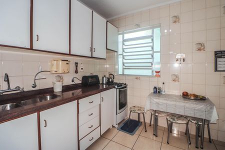 Casa à venda com 159m², 3 quartos e 2 vagasCozinha