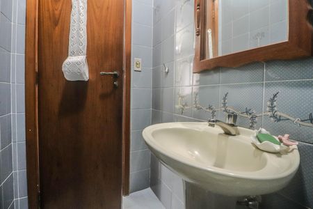 Casa à venda com 159m², 3 quartos e 2 vagasLavabo