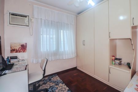 Casa à venda com 159m², 3 quartos e 2 vagasQuarto 1
